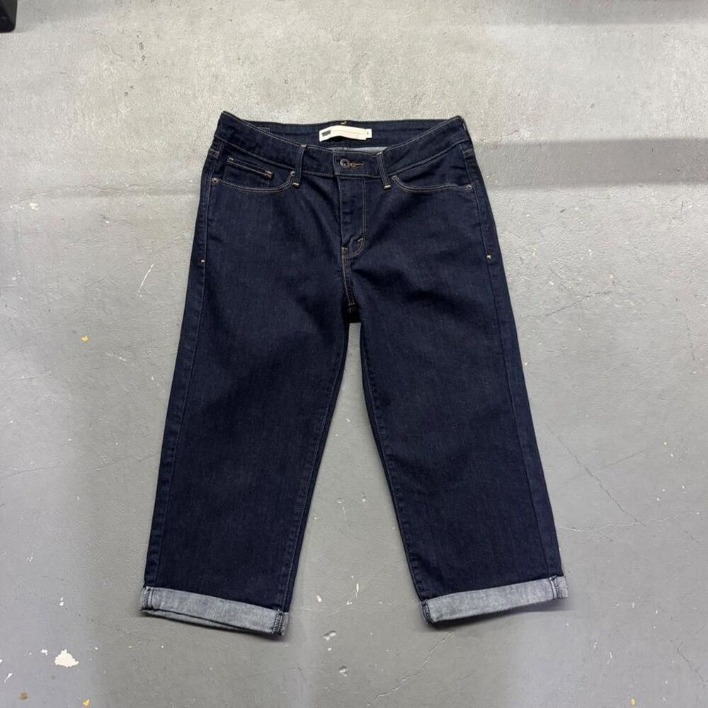 Levi's Women's Dark Wash Denim Capris